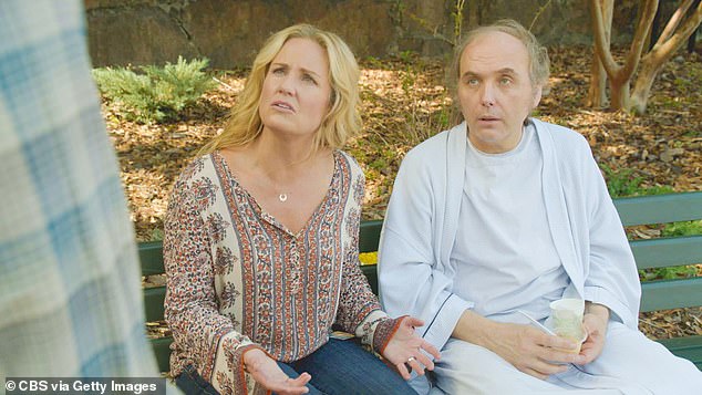 Stringfield je djelovao u mnogim projektima, ali nijedan tako uspješan kao ER. Ovdje je viđena s Dwight Yoakumom tijekom svoje devet epizode u seriji CBS Sci-Fi serije pod Domeom oko 2014