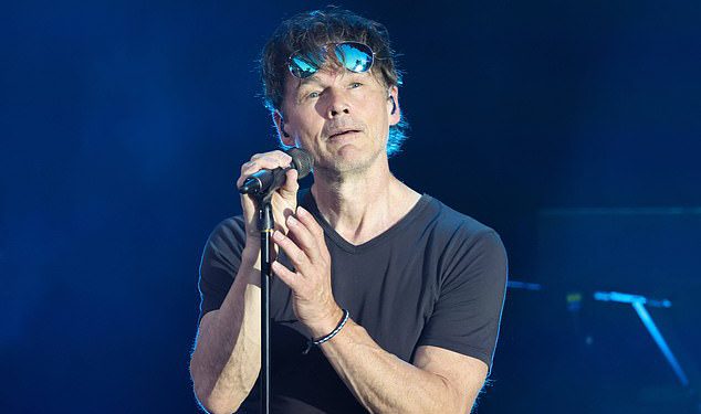 A-HA frontmen Morten Harket (65) dijagnosticiran Parkinsonova bolest i ne zna može li više pjevati dok bend piše ‘Da se bori s vlastitim tijelom’ posljednjih godina