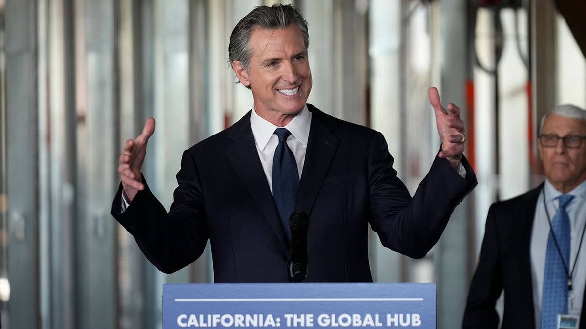 Gavin Newsom govori