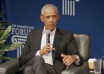 Barack Obama izdaje upozorenje demokracije Amerikancima | Vijesti