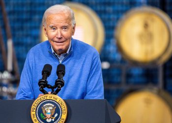 Biden se udvostručuje na autopen upotrebi, kaže da je kontrolirao Bijelu kuću