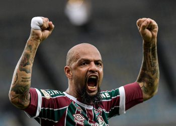 Bivša Viola, Felipe Melo i neobjavljeni zbor protiv Borusije koji pokreću kontroverzu