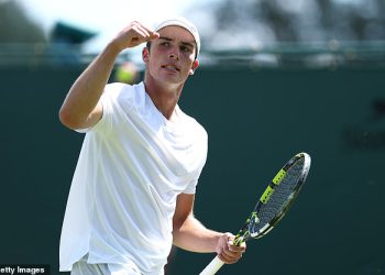 Brit World br. 719 pobjeda u majoru Wimbledon Shock – ali mora se odreći svog nagradnog novca od 59.000 funti zbog malo poznatog pravila