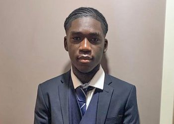 Britanski tinejdžer Marcus Fakana zatvoren u Dubaiju zbog seksa s djevojkom, 17, moli se za milost