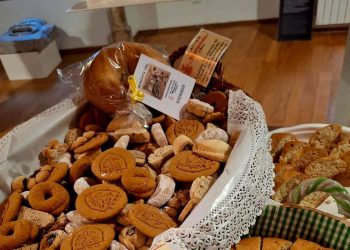 CRESKA KUHINJA Predstavljena tipična otočka jela