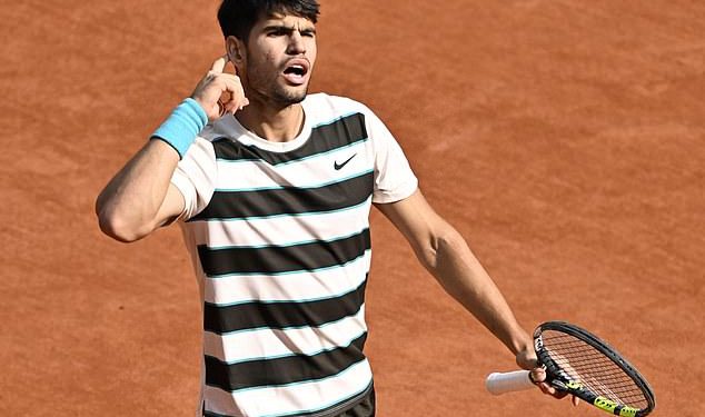 Carlos Alcaraz povlači zadivljujući povratak dok spašava tri boda za prvenstvo kako bi pobijedio Jannik Sinner i zadržao svoj French Open naslov u Epic Finalu