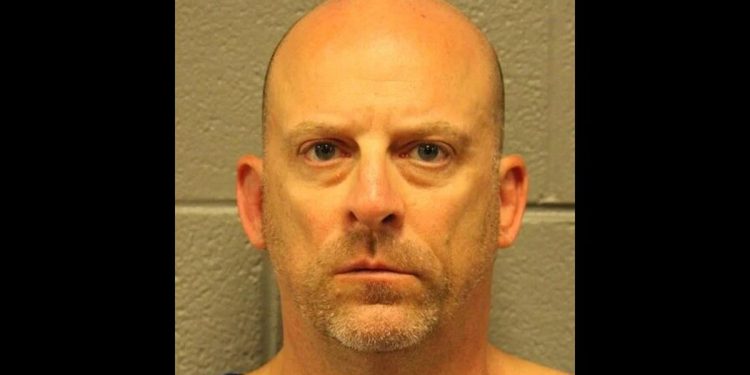 Chicago Lifeguard optužen za snimanje dvojice tinejdžera – uključujući rođaka Laquana McDonalda