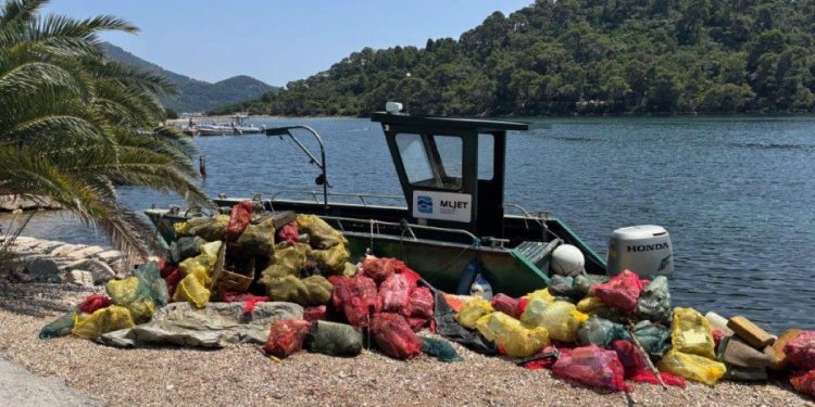 Čišćenje podmorja u NP Mljet