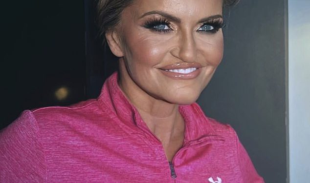 Danniella Westbrook (51) konačno se obnavlja licem dok se kreće u ‘vrlo dugu’ operaciju – dvije godine nakon što je priznala da je mrzila rezultate posljednje obnove lica