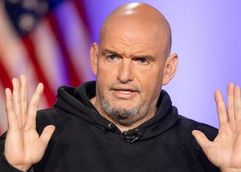 Demoraktički senator John Fetterman podržava Trumpa u napadu iranskih nuklearnih mjesta