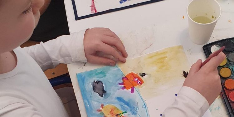 Devetogodišnjak s Lastova otvara samostalnu izložbu!