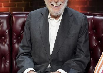 Dick Van Dyke, 99, izaziva zabrinutost dok odustaje od događaja u posljednjem trenutku zbog bolesti