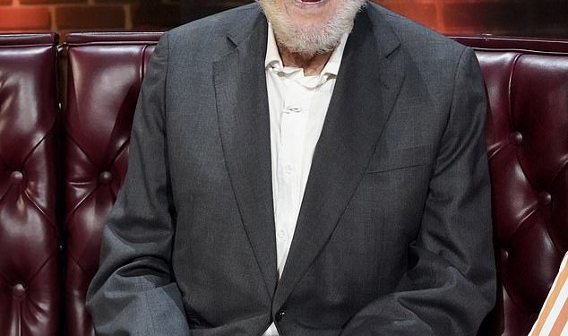 Dick Van Dyke, 99, izaziva zabrinutost dok odustaje od događaja u posljednjem trenutku zbog bolesti