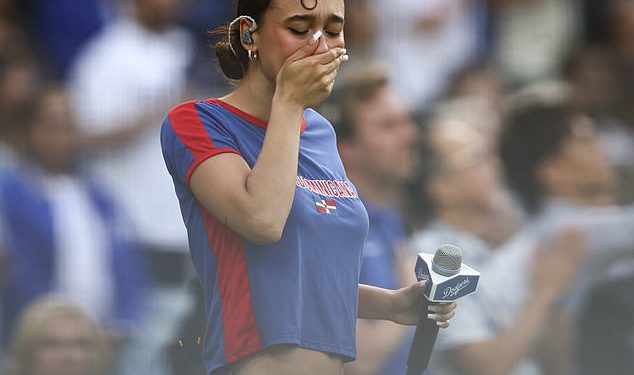 Dodgersovi obožavatelji donose presudu o Nacionalnoj himnoj pjevačici Nezzi’s Ice Protest dok govori o ‘ludi’ reakciji