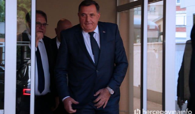 Dodik:’ Dok ja vodim RS, mi nećemo biti parkiralište za migrante. Nismo ih pozvali i ne želimo čistiti nered za njima’