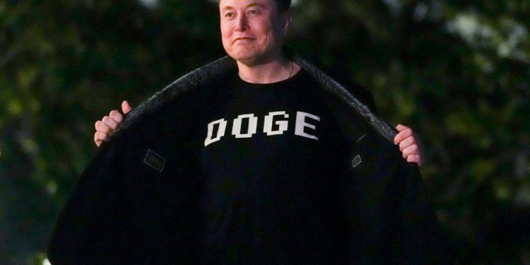 Doge je dobio pristup milijunima vladinih zapisa. To bi moglo imati koristi od Musk -ovih tvrtki desetljećima