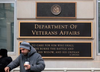 Doge je koristio pogrešan AI alat za ‘Munch’ ugovore o veteranima, izvještajne zahtjeve