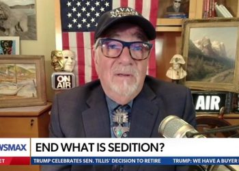 Domaćin Newsmax želi uhićenje ‘Vermin’ vlasnika CNN -a za ‘Sedion’ nad Iran Intel Priča o procjeni