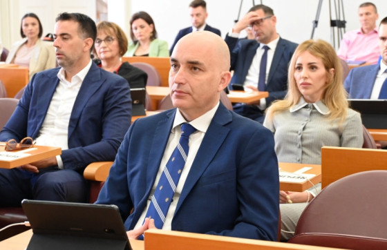 Dubrovački vijećnici prisegnuli, Potrebica imenovan predsjednikom Gradskog vijeća: Moramo definirati smjer razvoja grada