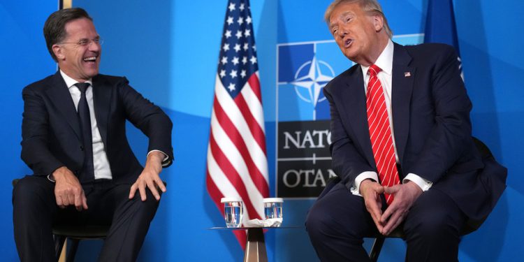 Dužnosnici EU -a sramotili su ga šef NATO -a ‘usisavanje’ Trumpa – Politico – RT World News