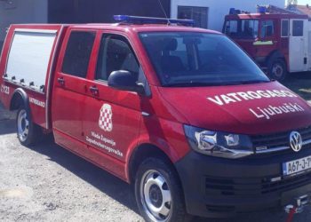 Dvije intervencije vatrogasaca u Ljubuškom: Požar i uklanjanje zmije iz stambenog objekta