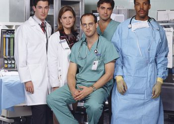 ER zvijezda koja je napustila predstavu na vrhuncu svoje slave, a kasnije se povukla iz glume vidi se u rijetkoj SNAP -u