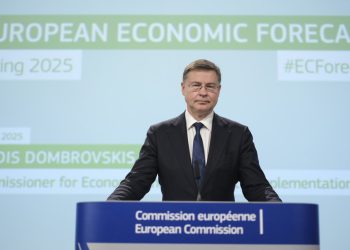 EU omogućuje članovima da troše Coidid gotovinu na naoružavanje Kijeva – Politico – RT World News