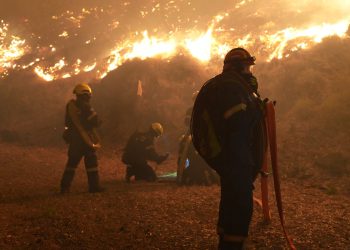 Europska toplotna vala najnovija: Turistički ‘Dies of ToatSroke’ u Španjolskoj, dok su dijelovi Grčke evakuirali preko požara