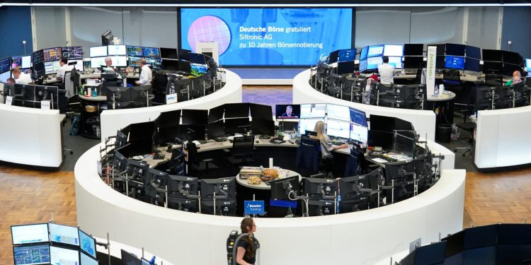 Europske burze blago porasle: STOXX 600 ojačao 0,3 posto, nadoknadio dio gubitaka