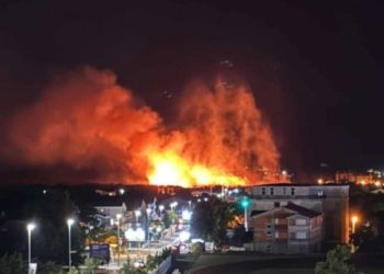 FOTO/VIDEO Veliki šumski požar izbio sinoć u Ljubuškom
