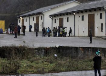 Federalni zastupnici zahtijevaju zatvaranje migrantskog kampa u Blažuju