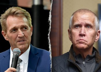 Flake na Tillisovu ‘umirovljenje: Senat čast’ ne ni na koju cijenu ‘za GOP senatora