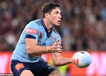 Footy navijači su se ljuljali od katastrofe State of Origin – dok šefovi momčadi žure zamijeniti superzvijezdu Mitch Mosesa ispred utakmice dva