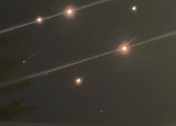 GLOP: Iran lansira svježu raketnu baražu prema Jeruzalemu | Vijesti