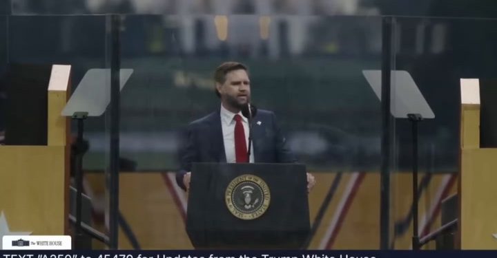 Godišnjica vjenčanja JD Vancea preuzima sjedalo na Trumpovu paradu | Vijesti