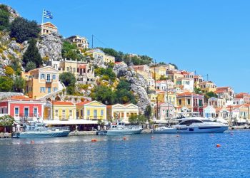 Grčka raspoređuje mornaričke snage zbog naglog porasta broja migranata