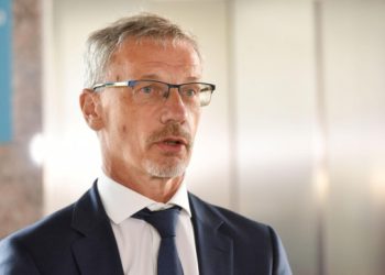 Guverner HNB-a tvrdi da će ove godine rasti plaće, evo za koliko