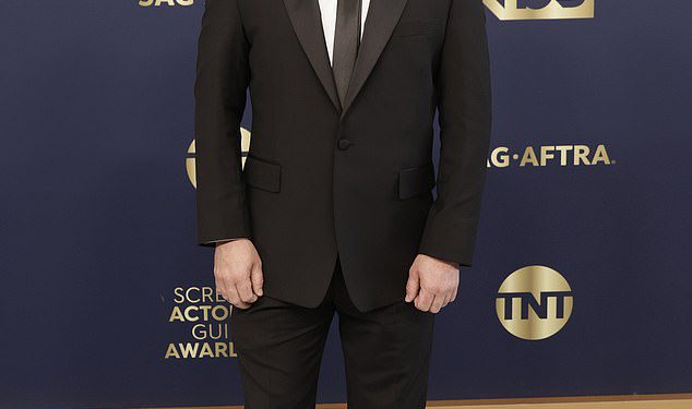 Haley Joel Osment dolazi do neočekivanog dogovora u uhićenju kokaina i javne opijenosti koje je uključivalo rasističko rant