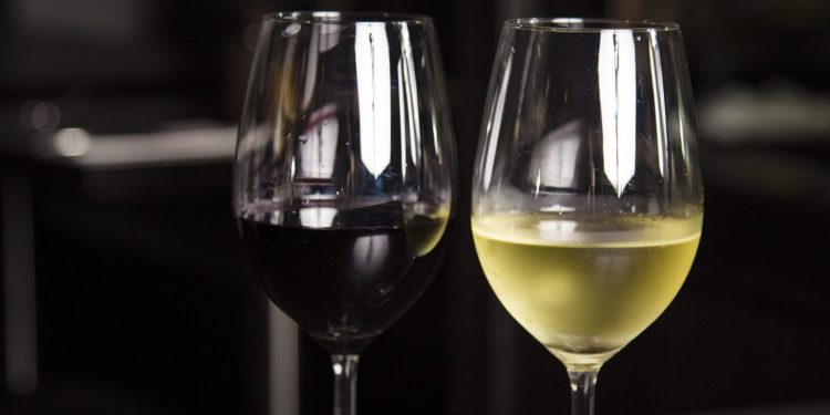 Hrvatska ima najveće poskupljenje vina u EU, cijene porasle za 30 posto