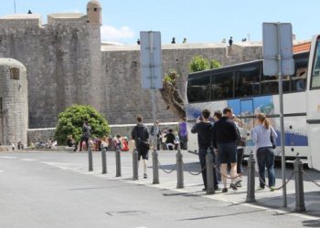 Inspekcija provjeravala taksije, teretni prijevoz i autobuse na području grada: Evo gdje su griješili, a neki su isključeni iz prometa