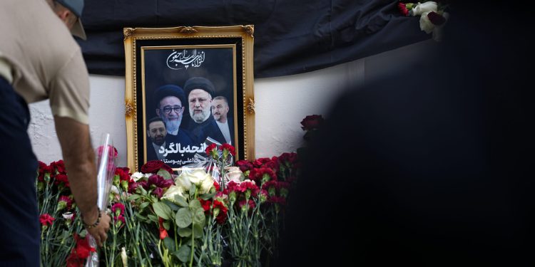 Iran: Državni sprovod za ubijene zapovjednike i znanstvenike