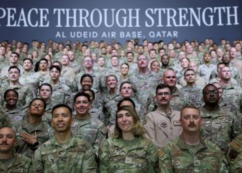 Iran bi mogao pogoditi američke vojne baze – Fars – RT World News