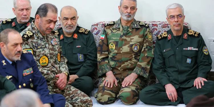 Iran osuđuje zračne napade Izraela, zamjenjuje ubijene vojne vođe