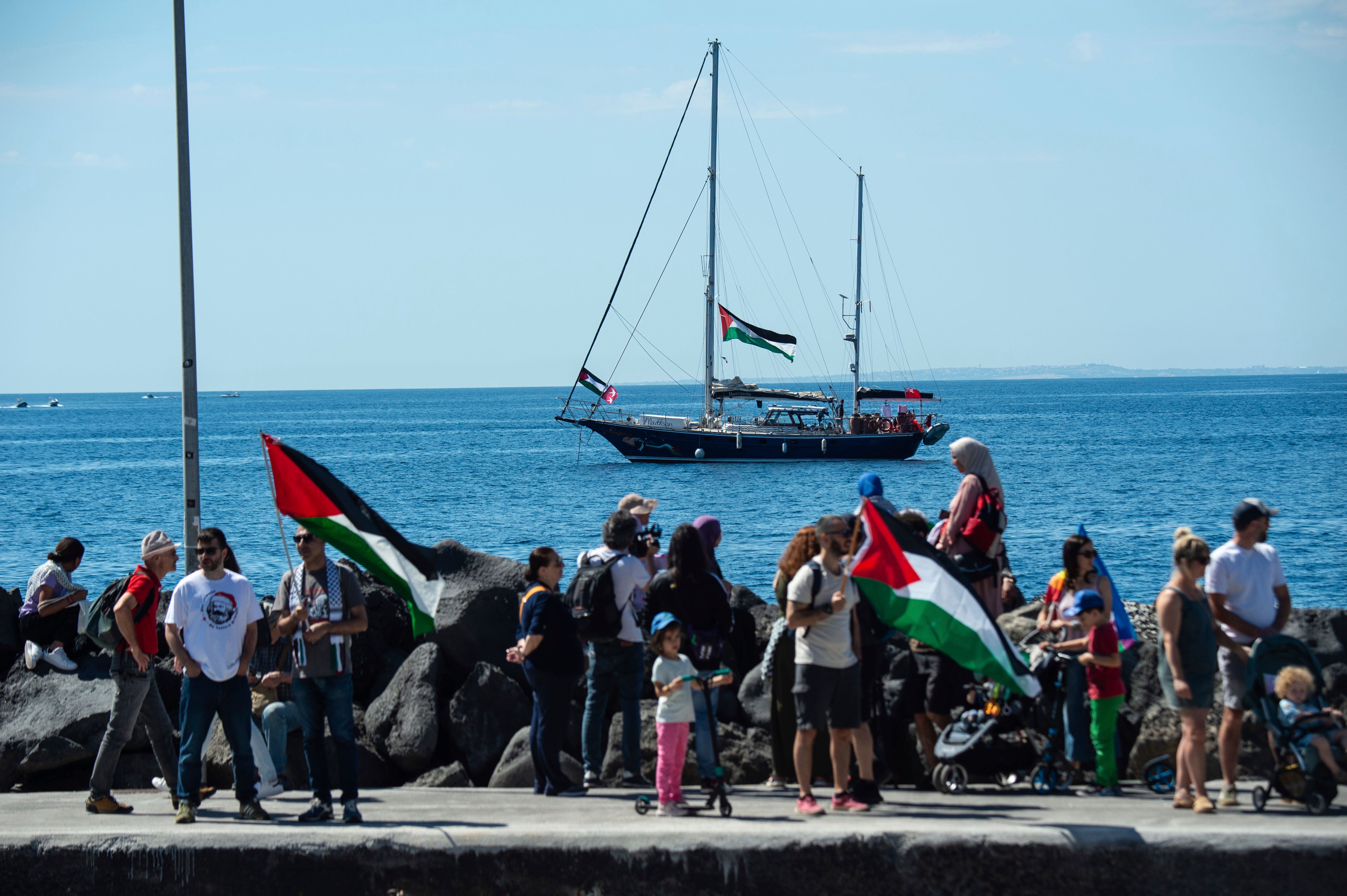Madleen brod za Flotilla Flotilla, priključen je u blizini luke Catania