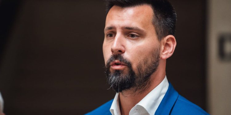 Ivošević prvi put nešto objavio na Facebooku nakon izbornog poraza