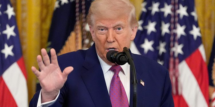 Izraelski dužnosnik odbija Trumpov poziv na iranski sporazum, zahtijeva promjenu režima