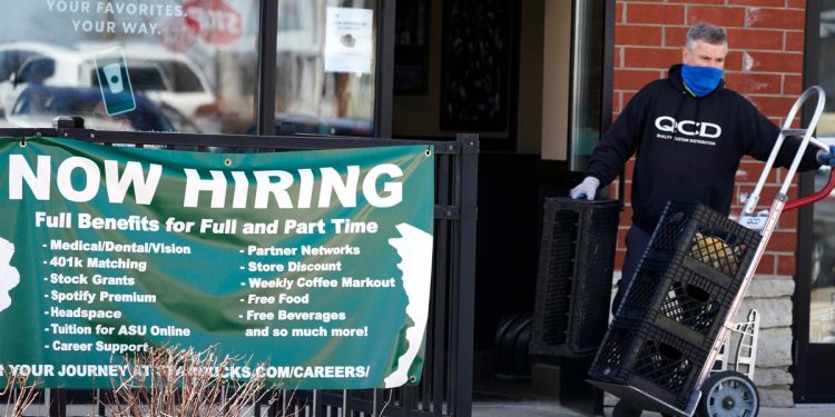 Izvještaj o poslu: zapošljavanje usporava u nama uslijed neizvjesnosti zbog Trumpovih tarifa