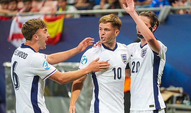 James McAtee, Harvey Elliott i Elliot Anderson nadahnjuju Englesku na poznatu pobjedu nad Španjolskom, piše Nathan Salt, kao polufinale Eur-a ispod 21 godine.