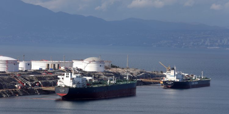 Janafu produljena licenca za transport nafte NIS-u