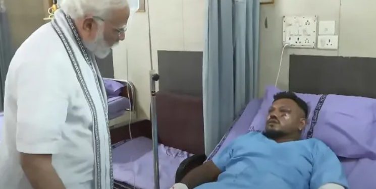 Jedini preživjeli iz pada zrakoplova Air India progovara: ‘Ne znam kako sam živ, ovo je čudo’